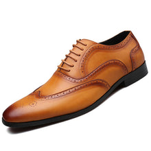 Load image into Gallery viewer, Merkmak Retro Bullock Design Men Business Formal Shoes Classic Pointed Toe Leather Shoes Men Oxford Dress Shoes Big Size 38-48