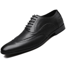 Load image into Gallery viewer, Merkmak Retro Bullock Design Men Business Formal Shoes Classic Pointed Toe Leather Shoes Men Oxford Dress Shoes Big Size 38-48
