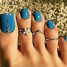 Load image into Gallery viewer, IPARAM 3pcs/set Retro Bohemia Foot Rings Female Carved Flower Tibetan Silver Color Toe Rings Open Cuff Boho Beach Jewelry
