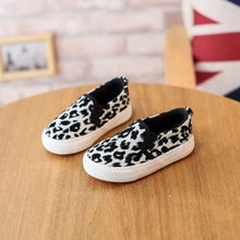 Load image into Gallery viewer, new Children Canvas Shoes For Boys Girls Fashion Leopard Print Comfortable Casual Shoes For Kids Sneakers Student Flat Shoes