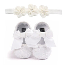 Load image into Gallery viewer, 2019 Brand New Toddler Kids Baby Girls Boys Bowknot Shoes +Headband 2PCS Lace Floral Soft Shoes Spring First Walkers 0-18M
