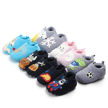 Load image into Gallery viewer, Spring and autumn new non-slip soft bottom baby toddler shoes baby boy girl  baby cotton shoes cartoon can not drop shoes0-12
