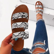 Load image into Gallery viewer, 2019 Women Slippers Flat Candy Color Summer Female Cool Flip Flops Comfort Outside Beach Ladies Soft Slides Casual Shoes
