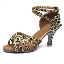 Load image into Gallery viewer, Casual and office shoe for women
