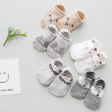 Load image into Gallery viewer, YWHUANSEN 5 Pairs/lot Spring Summer Thin Girls Sock Kids Cotton Mesh Boat Socks Lovely Animal Breathable Toddler Boys Ankle Sock
