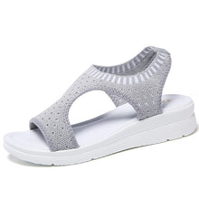 Load image into Gallery viewer, STQ Women Sandals 2020 New Female Shoes Women Summer Wedge Comfort Sandals Ladies Flat Slingback Sandals Women Sandalias QS808
