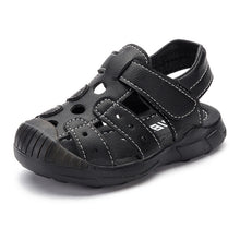 Load image into Gallery viewer, New Trend Boys Beach Sandal Hook &amp; Loop Walking Sandals Boys Kids Leather Toddlers Boys Sandals Anti Slip Boys Sport Sandals
