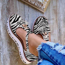 Load image into Gallery viewer, Korean Style New Spot Fashion Tassled Flat Sandals Comfortable
