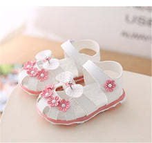 Load image into Gallery viewer, Xinfstreet Baby Toddler Girls Summer Shoes Children Sandals With Light Up Breathable Soft Bow Kids Girls Sandals Size 21-30
